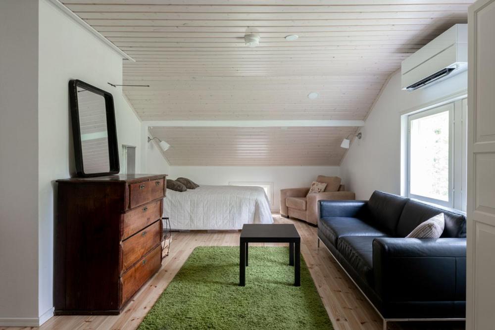 Bjoerkbo, Old Farm With Modern Conveniences Villa Sarkilahti Exterior photo